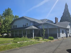 Before & After Exterior Church Painting in Hillsboro, OR (4)