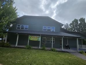 Before & After Exterior Church Painting in Hillsboro, OR (6)